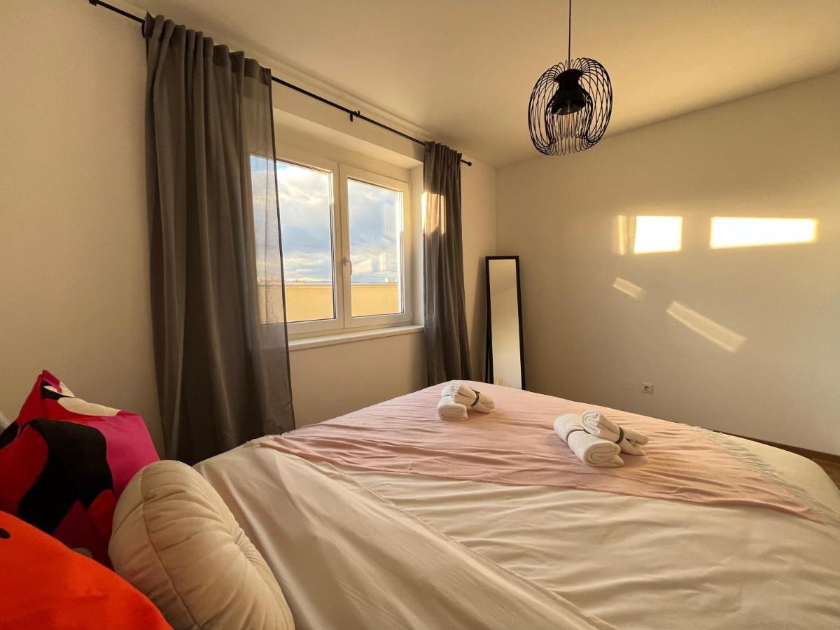 Penthouse Near Central Station With Free Parking Виена Екстериор снимка