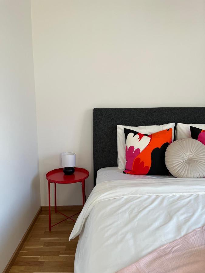 Penthouse Near Central Station With Free Parking Виена Екстериор снимка